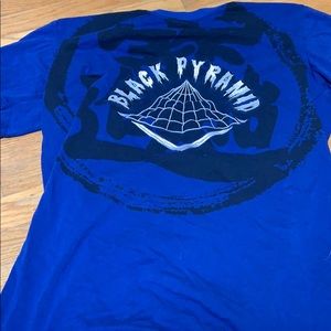 Stitched black pyramid tee